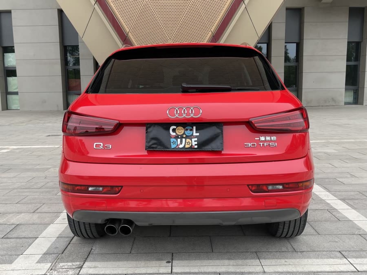 奧迪 奧迪Q3  2017款 30 TFSI 時(shí)尚型圖片