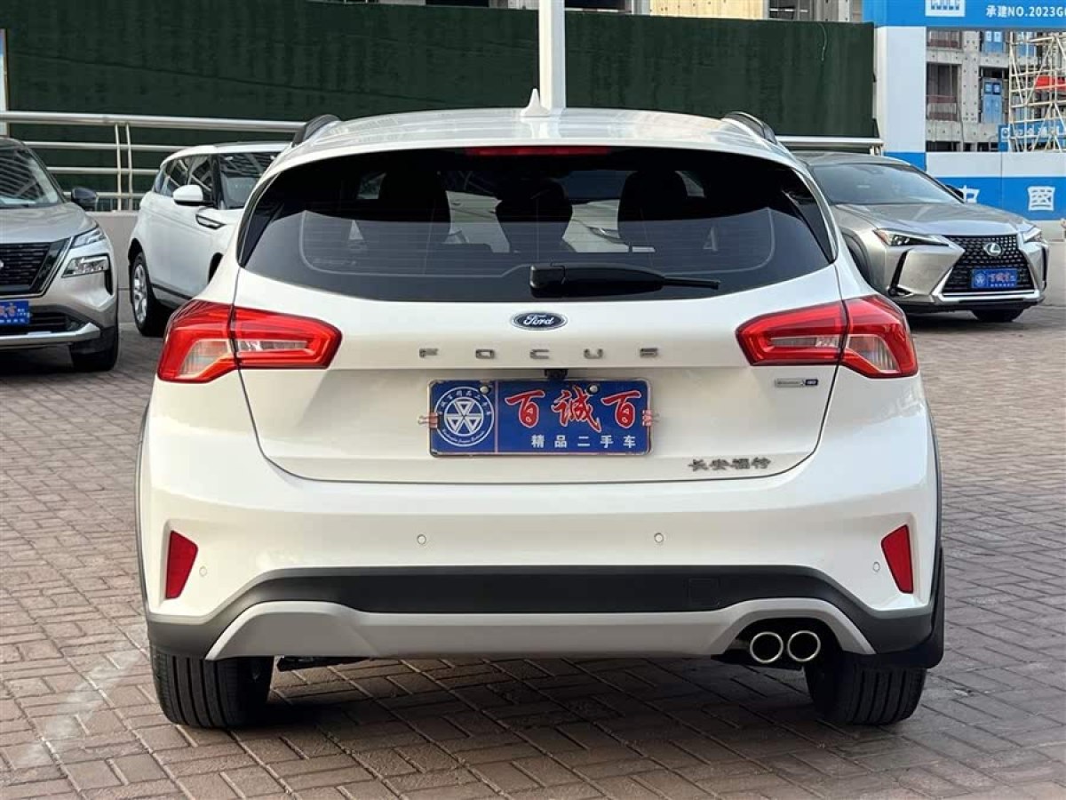 福特 ?？怂笰ctive  2021款 EcoBoost 180 自動(dòng)勁潮型圖片