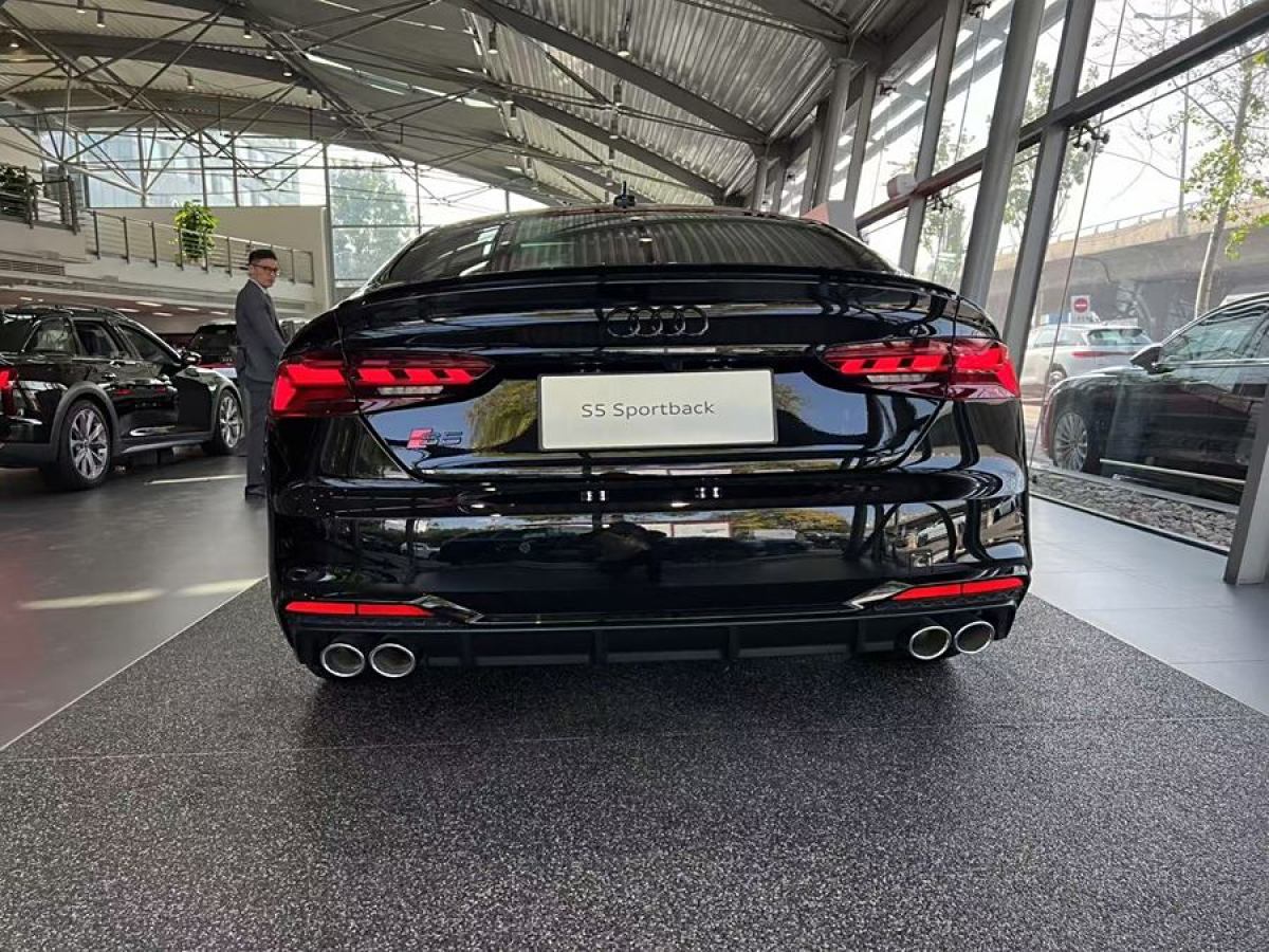 奧迪 奧迪S5  2024款 S5 3.0T Sportback圖片