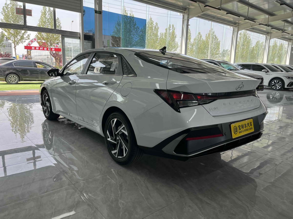 现代 伊兰特  2023款 1.5L CVT GLX精英版图片