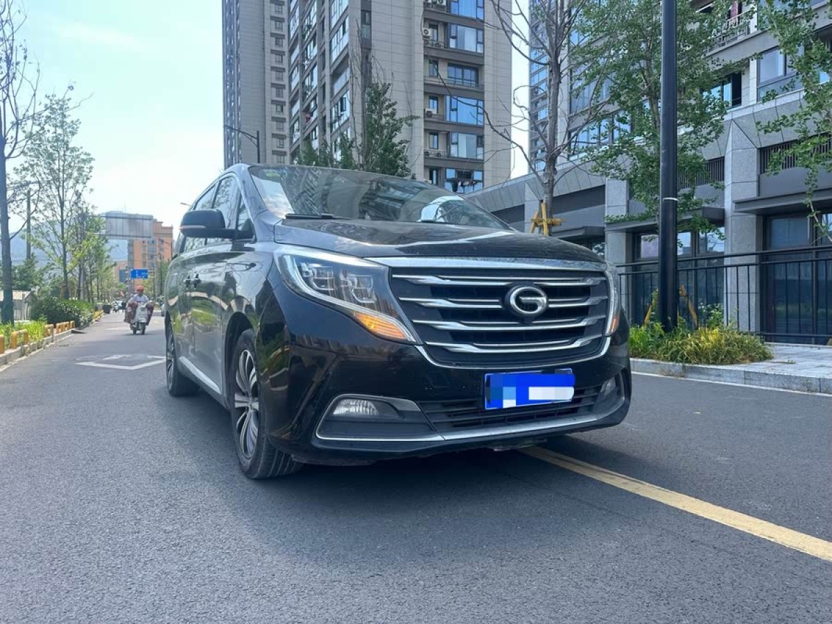 廣汽傳祺 M8  2018款 320T 尊貴版圖片