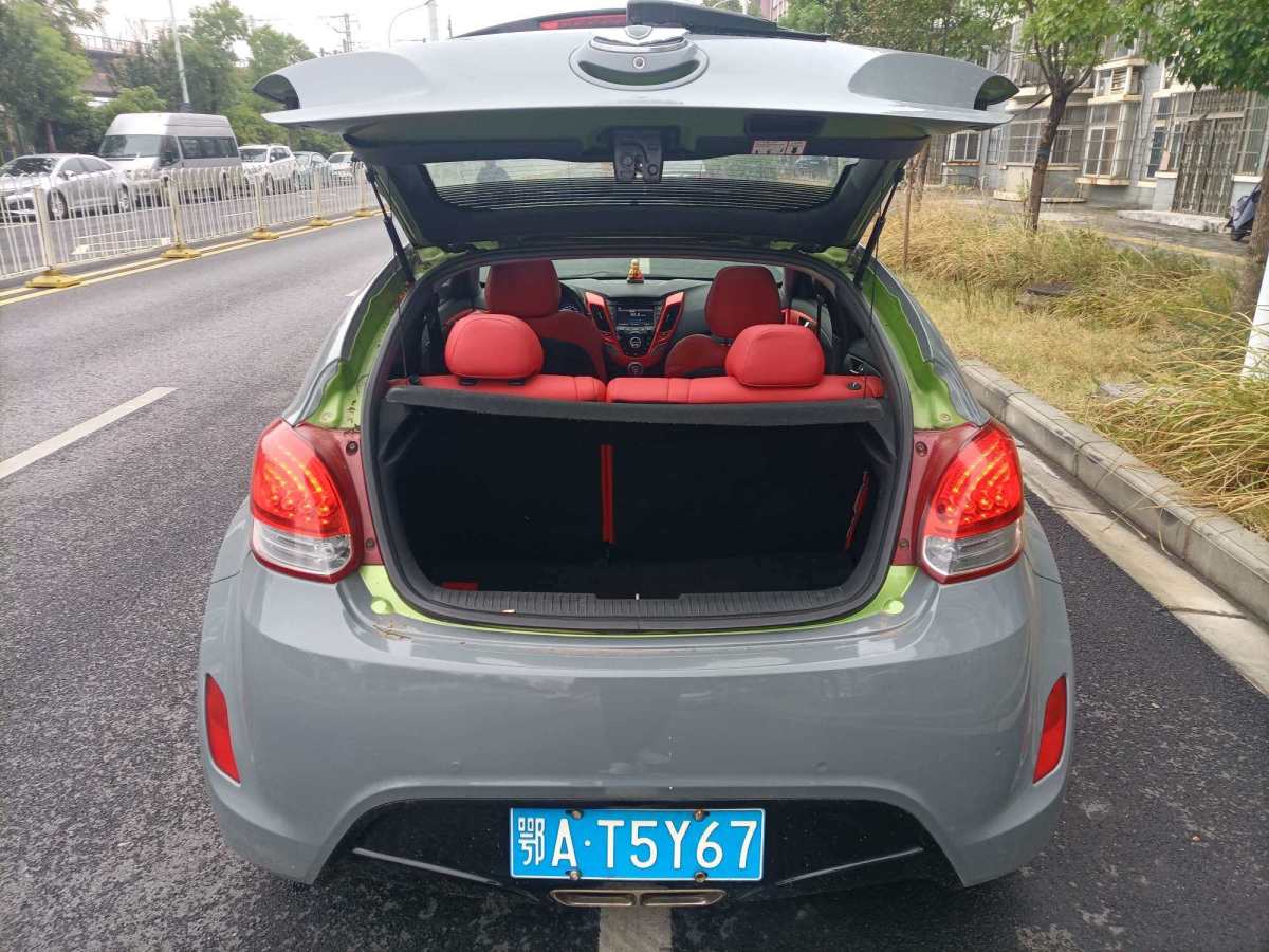 現(xiàn)代 Veloster飛思  2011款 1.6L 自動旗艦版圖片