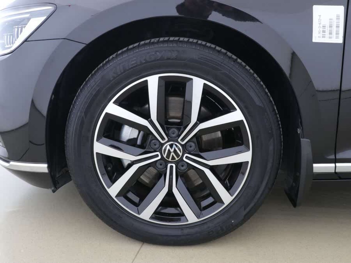 大眾 邁騰  2020款 330TSI DSG 領(lǐng)先型圖片