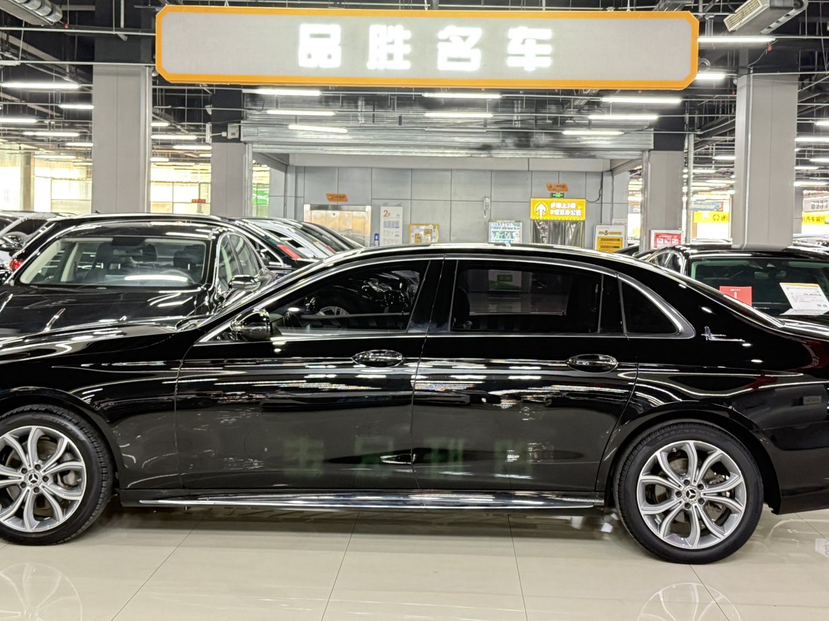 奔馳 奔馳E級(jí)  2021款 改款 E 300 L 尊貴型圖片