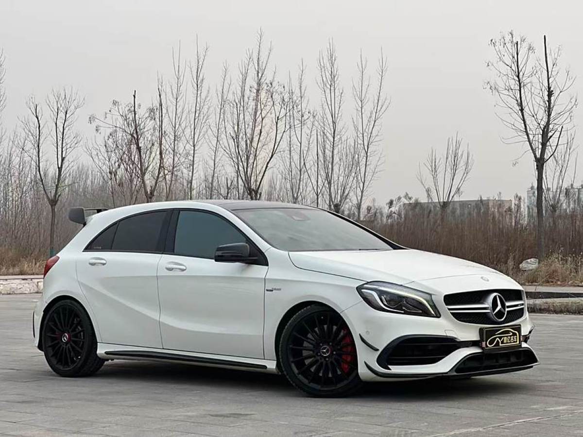 奔馳 奔馳A級AMG  2016款 AMG A 45 4MATIC圖片