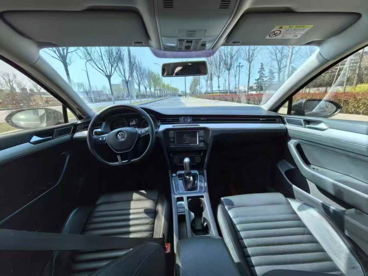 大眾 邁騰  2019款 280TSI DSG 領(lǐng)先型圖片