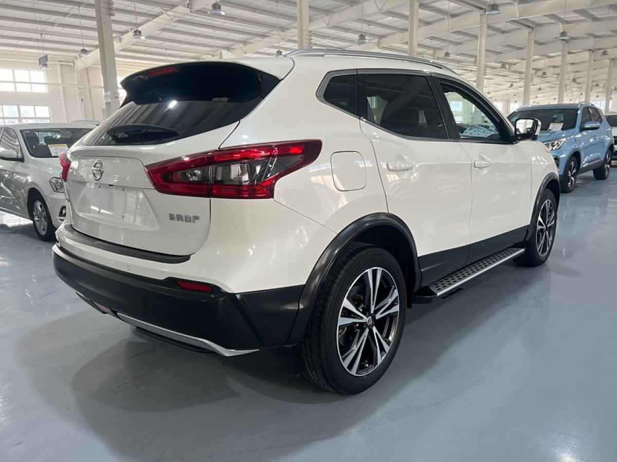 日產(chǎn) 逍客  2022款 2.0L CVT XV Prem.豪華版圖片