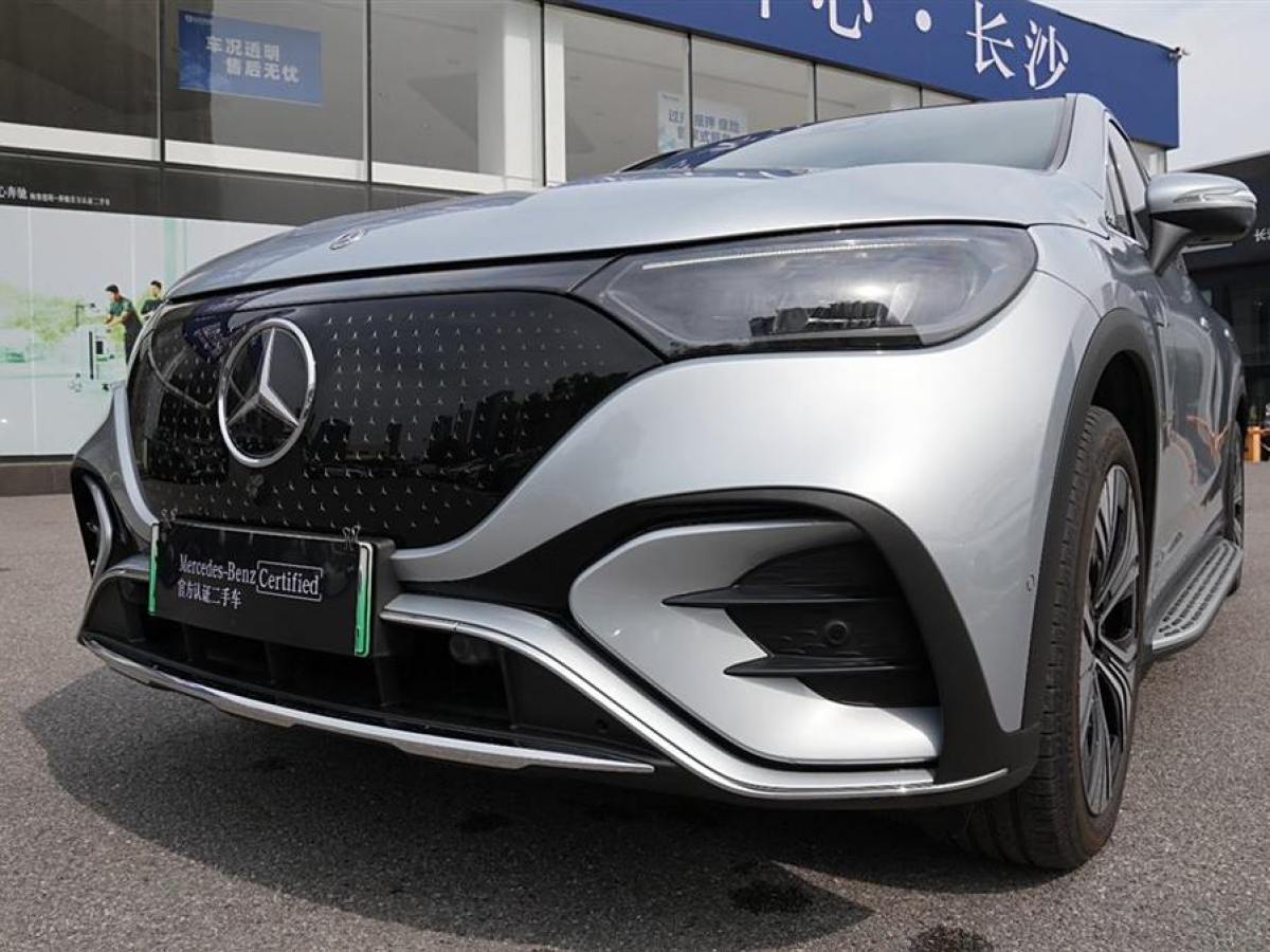 奔馳 奔馳EQE SUV  2023款 350 4MATIC 豪華版圖片