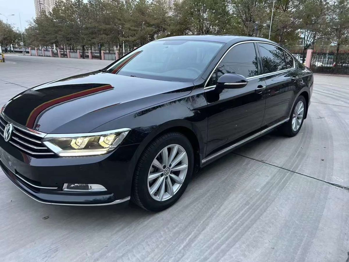 大眾 邁騰  2019款 280TSI DSG 領(lǐng)先型圖片