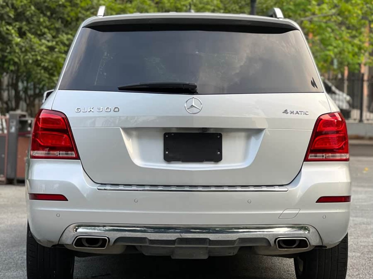 奔馳 奔馳GLK級(jí)  2015款 GLK 260 4MATIC 動(dòng)感型 極致版圖片