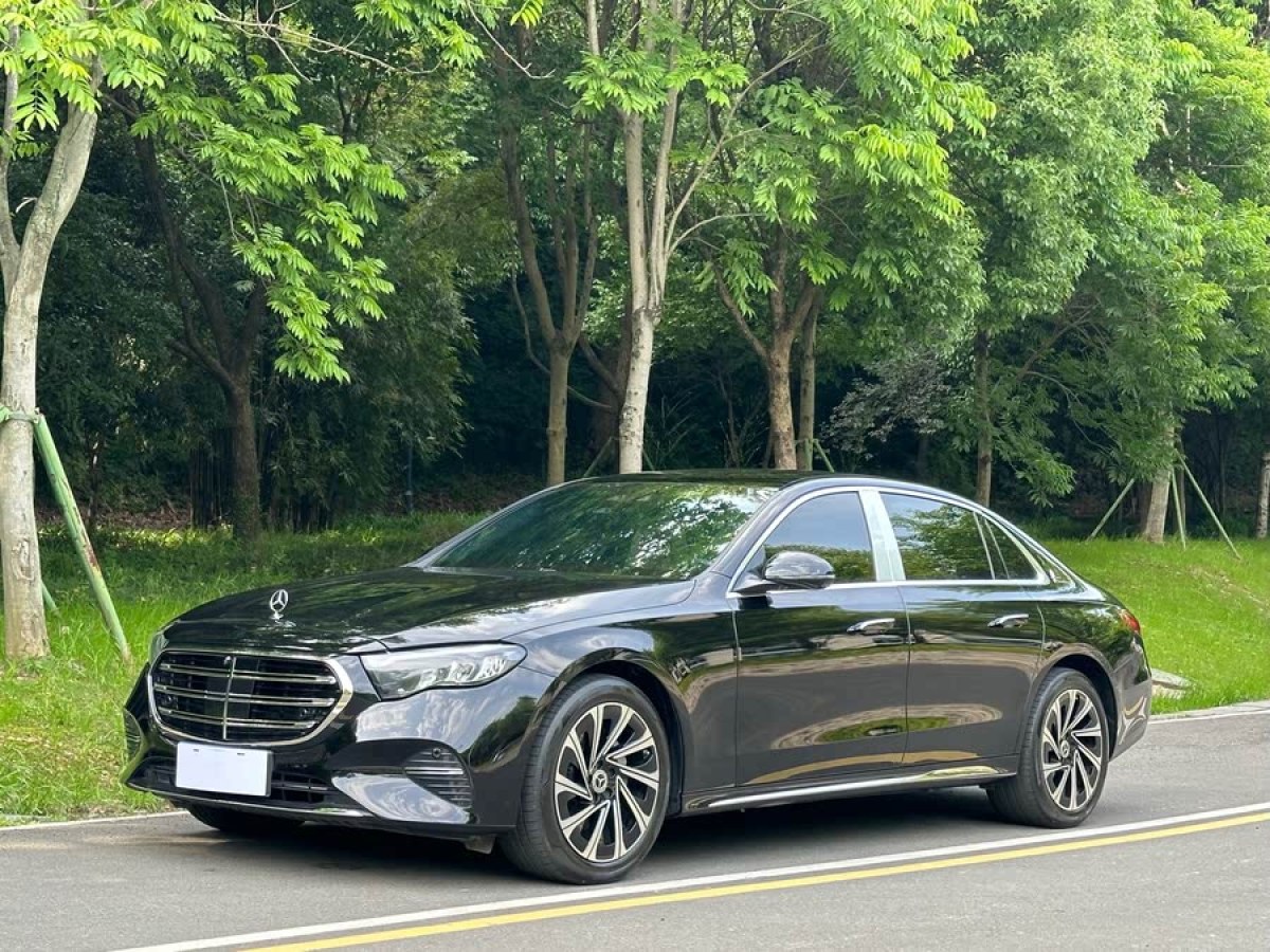 奔馳 奔馳E級  2024款 E 300 L 豪華型圖片