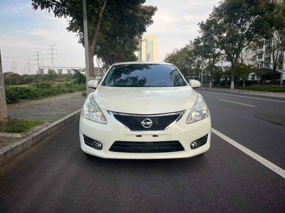 日產(chǎn) 騏達(dá)  2013款 1.6L CVT酷咖版圖片