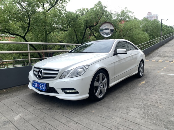 奔驰 奔驰E级  2012款 E 200 CGI Coupe