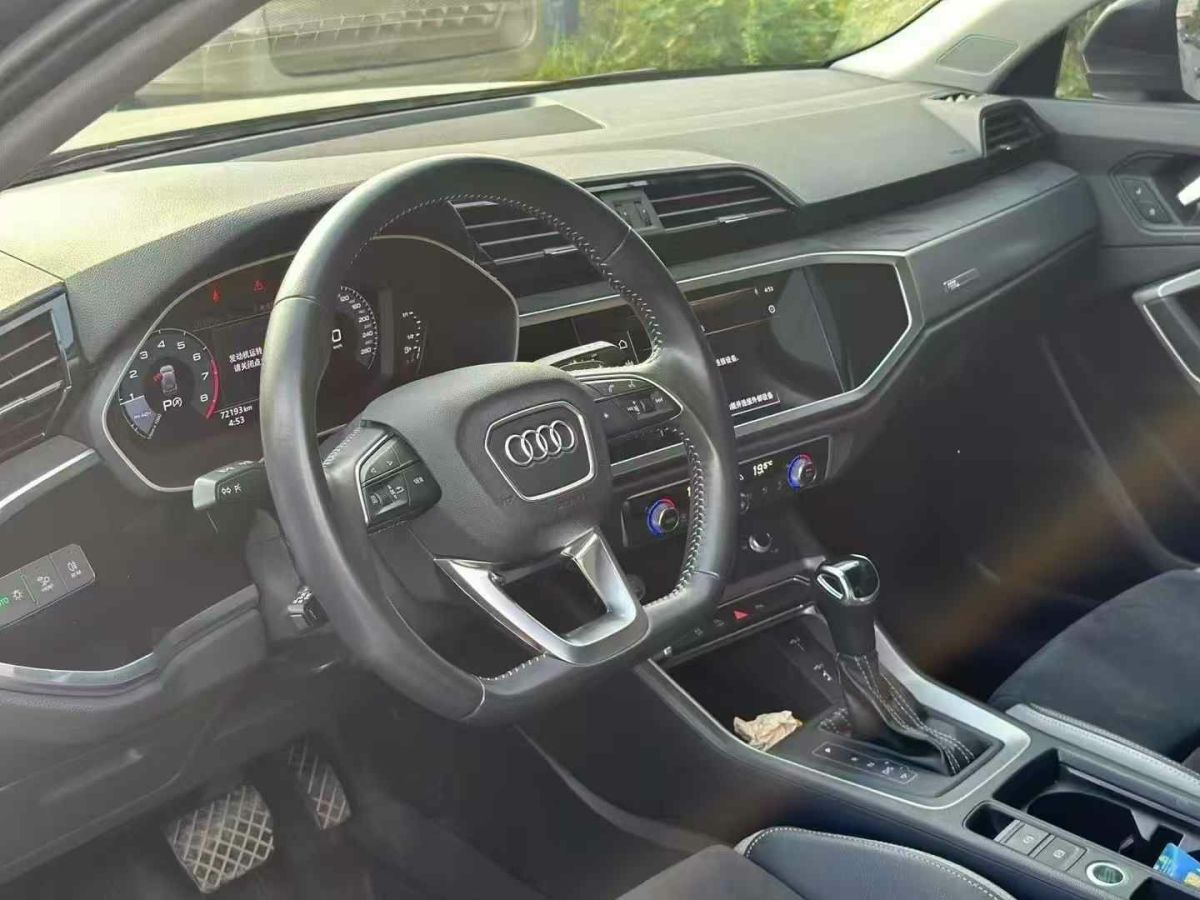 奧迪 奧迪Q3  2020款 35 TFSI 時尚動感型圖片