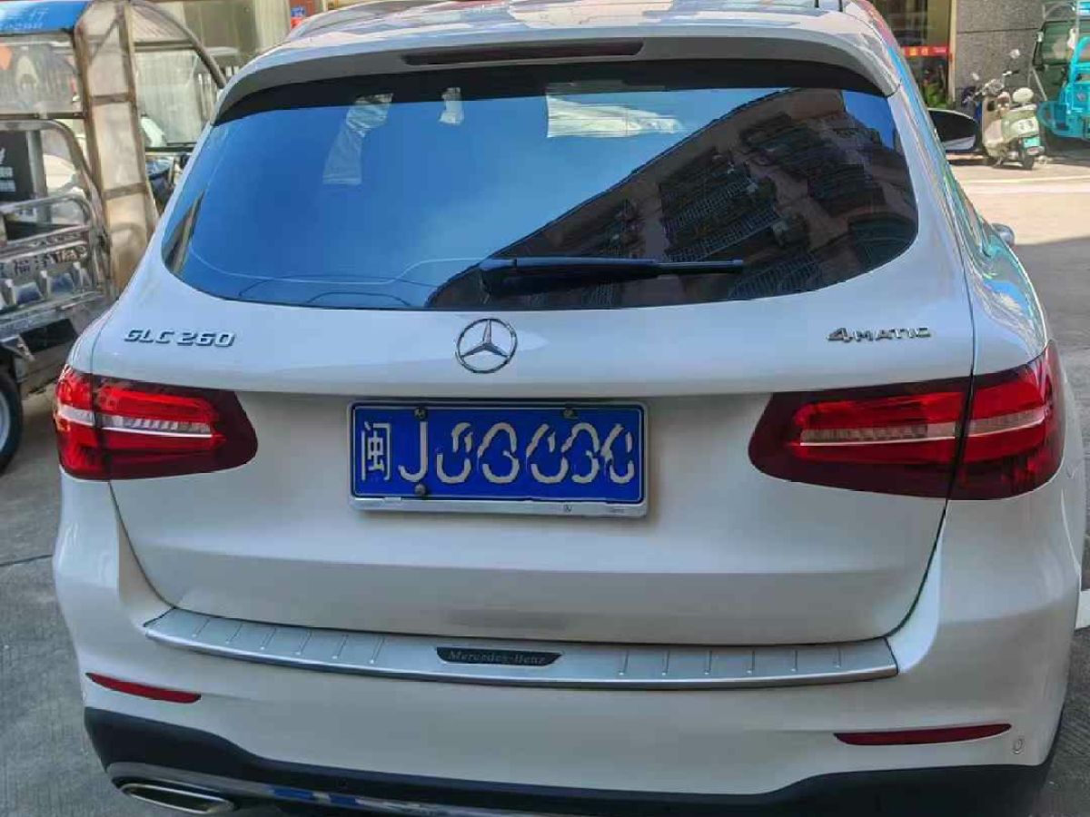 2018年1月奔馳 奔馳GLC  2018款 GLC 300 4MATIC 豪華型