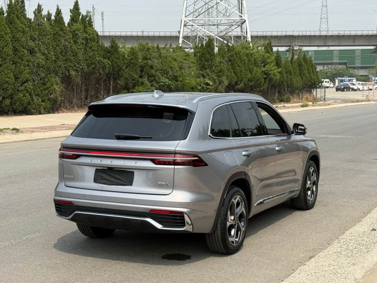 吉利 星越L  2024款 2.0TD DCT EVO兩驅(qū)尊貴型圖片