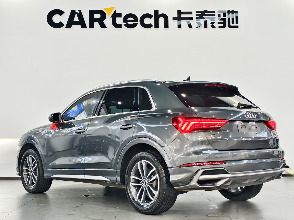 奧迪 奧迪Q3  2022款 35 TFSI 進(jìn)取動(dòng)感型圖片