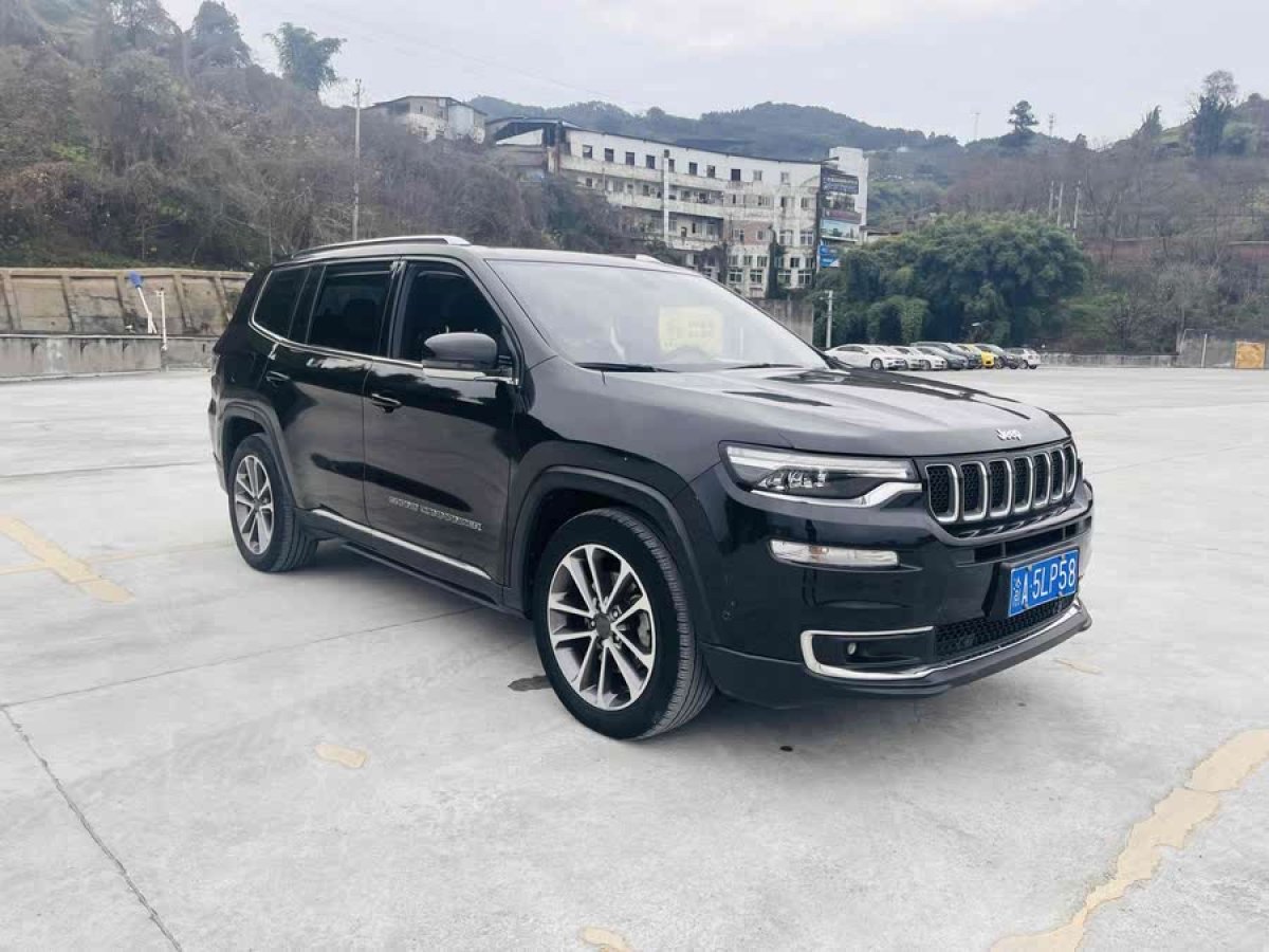 Jeep 大指揮官  2020款 2.0T 四驅(qū)精英版圖片