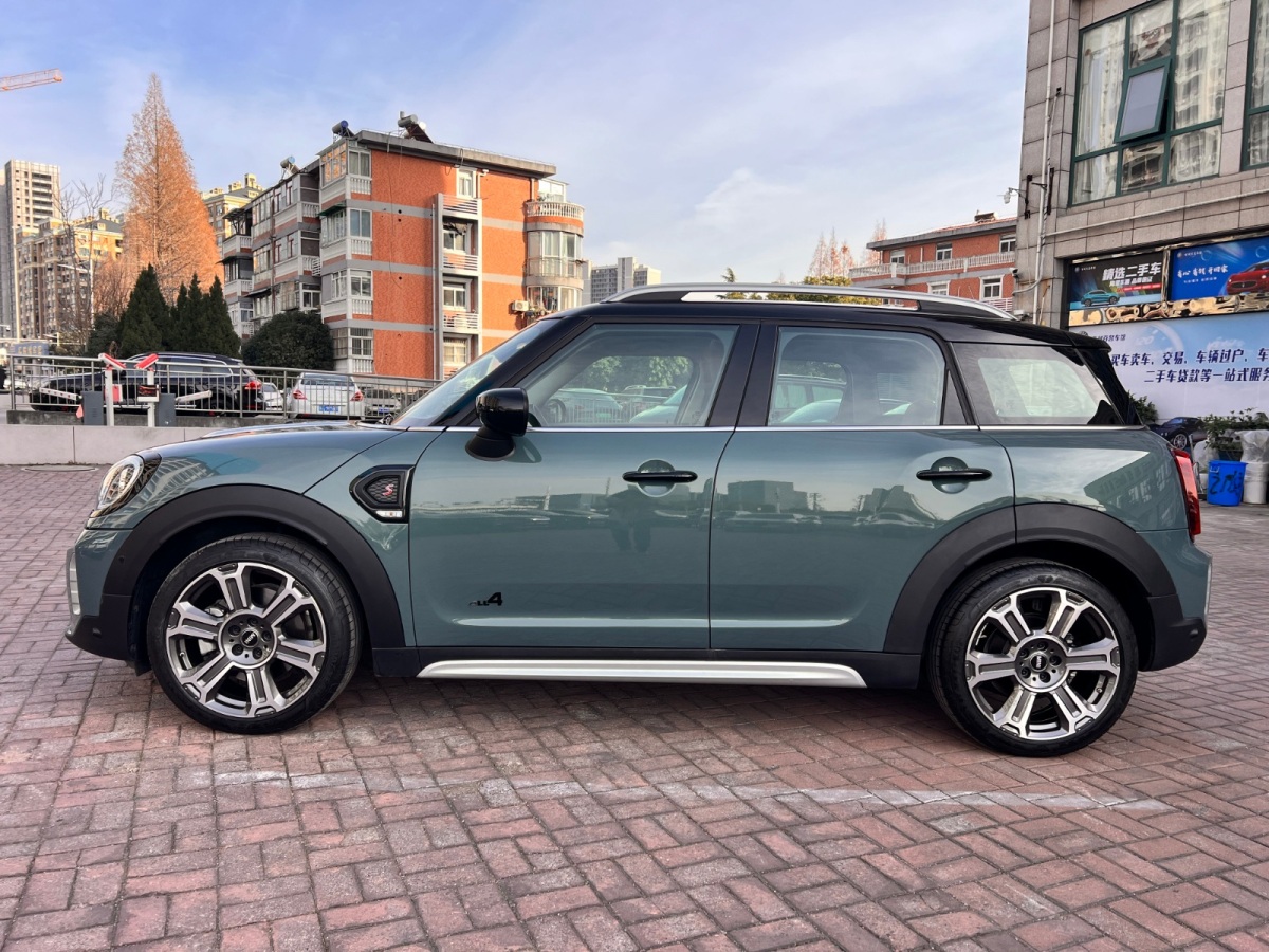 MINI COUNTRYMAN  2023款 改款二 2.0T COOPER S ALL4 鑒賞家圖片