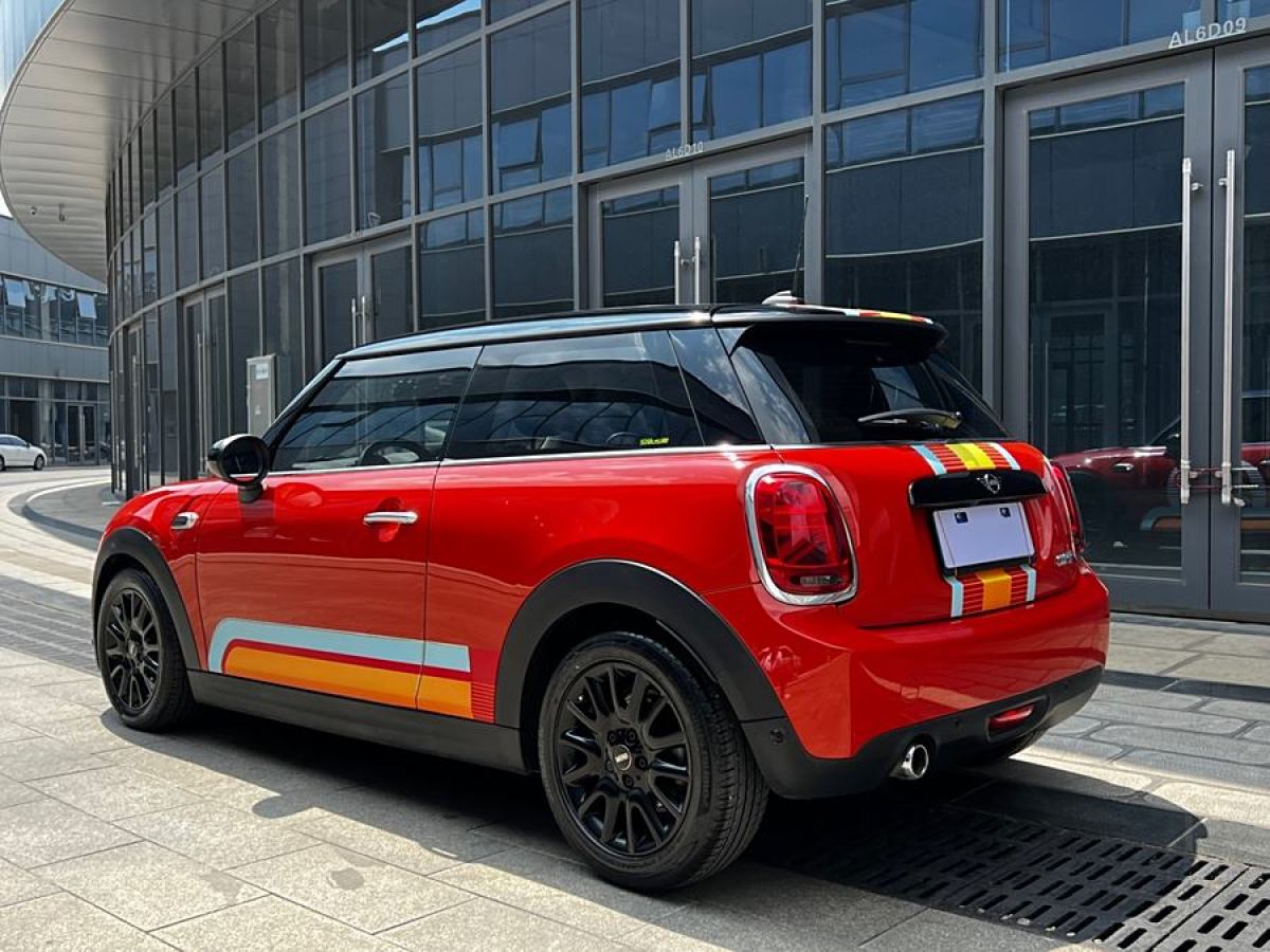 MINI MINI  2019款 1.5T COOPER 經(jīng)典派圖片