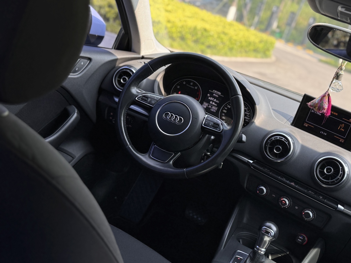 奧迪 奧迪A3  2014款 Limousine 35 TFSI 自動時尚型圖片