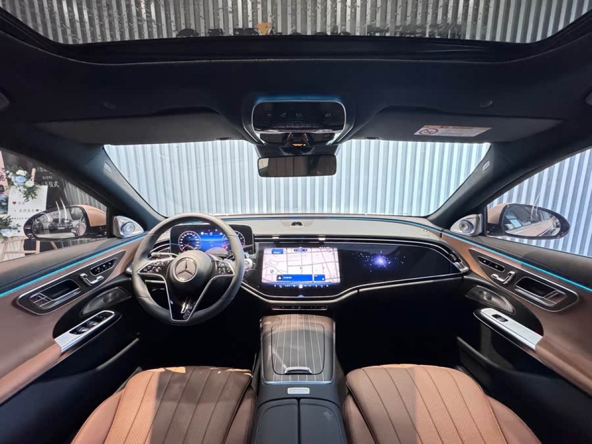 奔馳 奔馳E級(jí)  2025款 改款 E 300 L 豪華型圖片