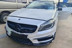 奔驰CLA级AMG 奔驰 AMG CLA 45 4MATIC