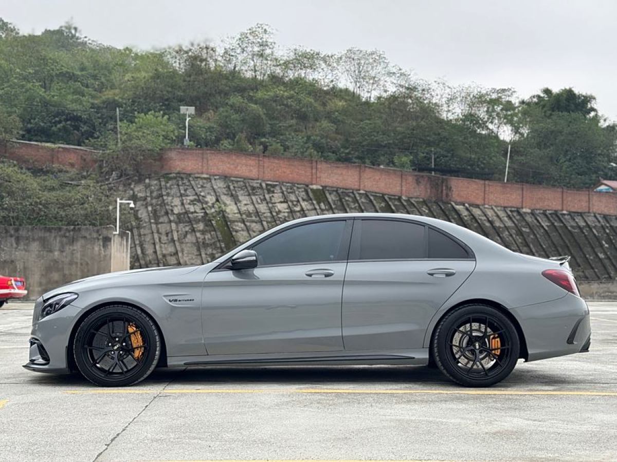 奔馳 奔馳C級(jí)AMG  2015款 AMG C 63 S圖片