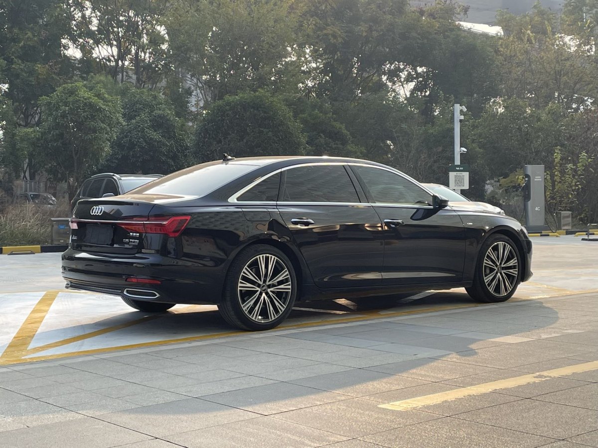 奧迪 奧迪A6L  2022款 55 TFSI quattro 尊享致雅型圖片