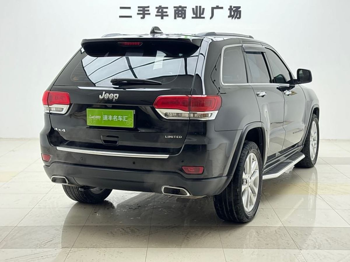 Jeep 大切諾基  2017款 3.0L 舒享導(dǎo)航版圖片