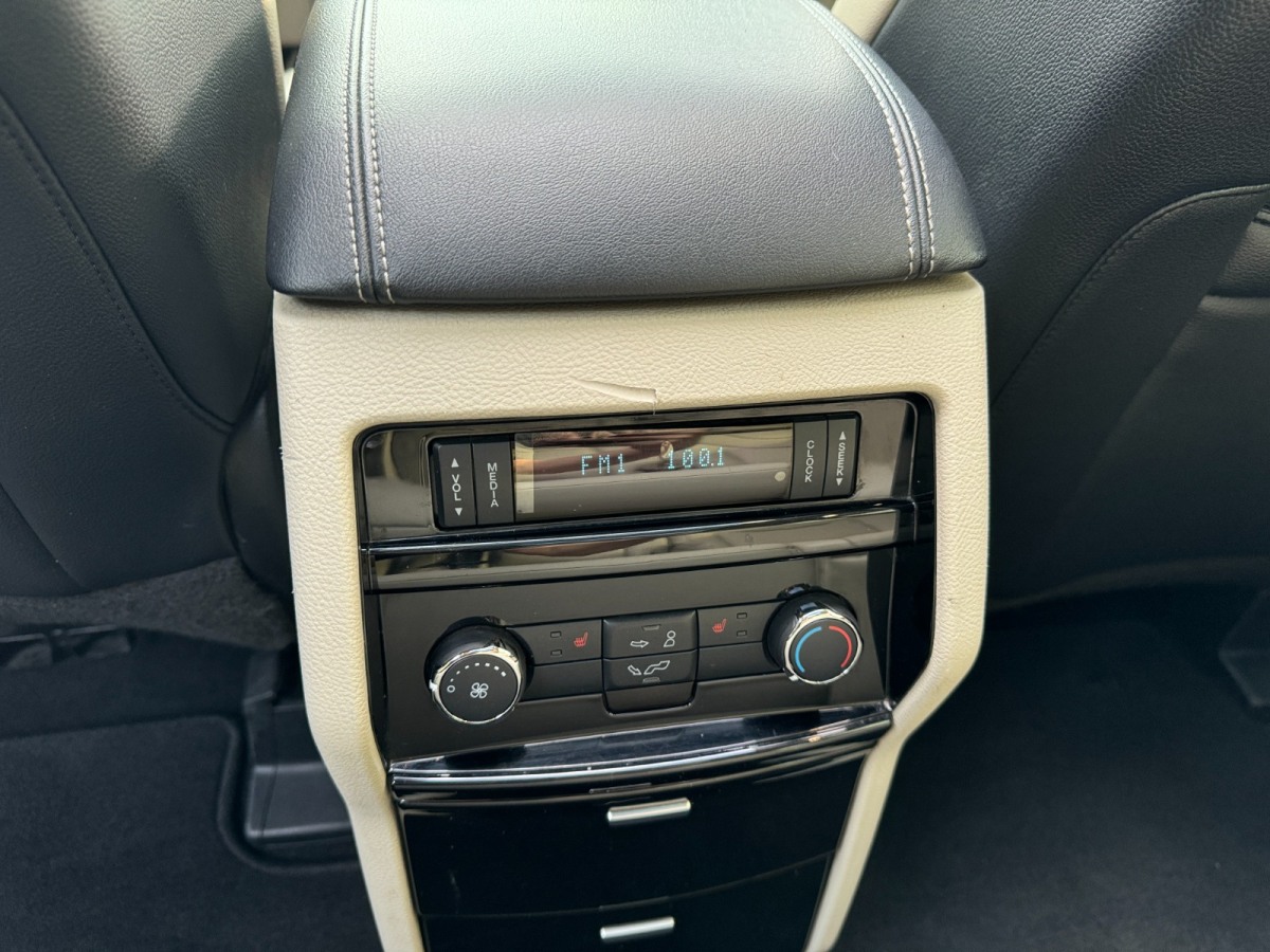 福特 锐界  2015款 2.0T GTDi 四驱尊锐型图片