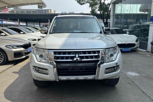 帕杰羅 三菱 3.8L