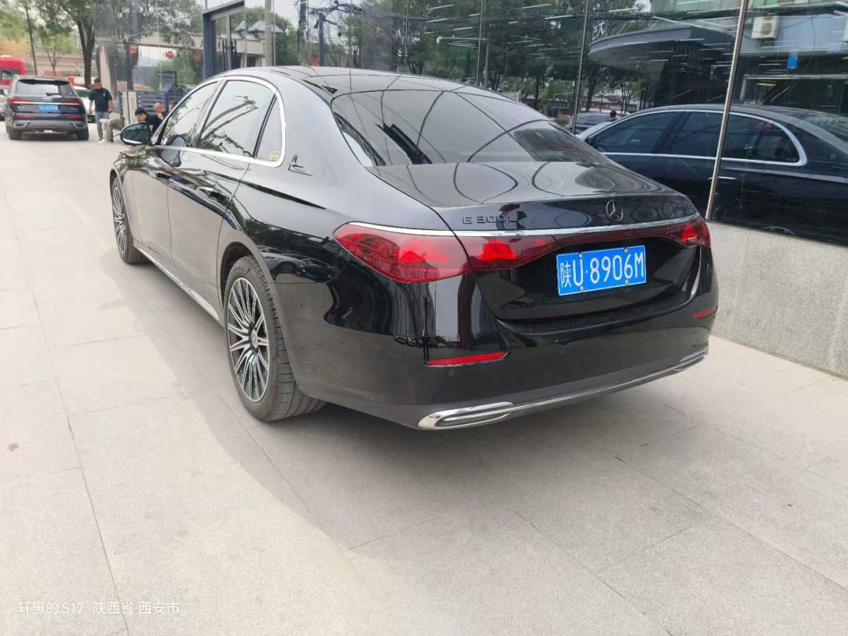 奔馳 奔馳E級(jí)  2024款 E 300 L 時(shí)尚運(yùn)動(dòng)型圖片