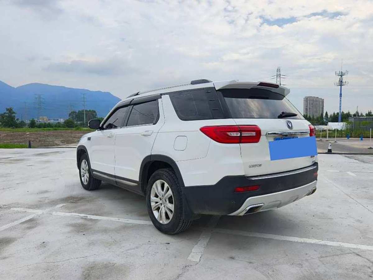 長(zhǎng)安 CS95  2017款 2.0T 兩驅(qū)智遠(yuǎn)版圖片