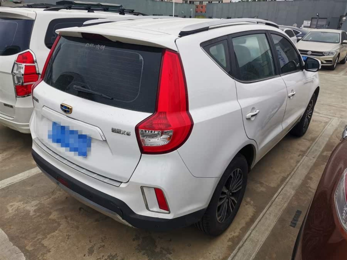 吉利 遠(yuǎn)景X6  2016款 1.8L 手動(dòng)豪華型圖片