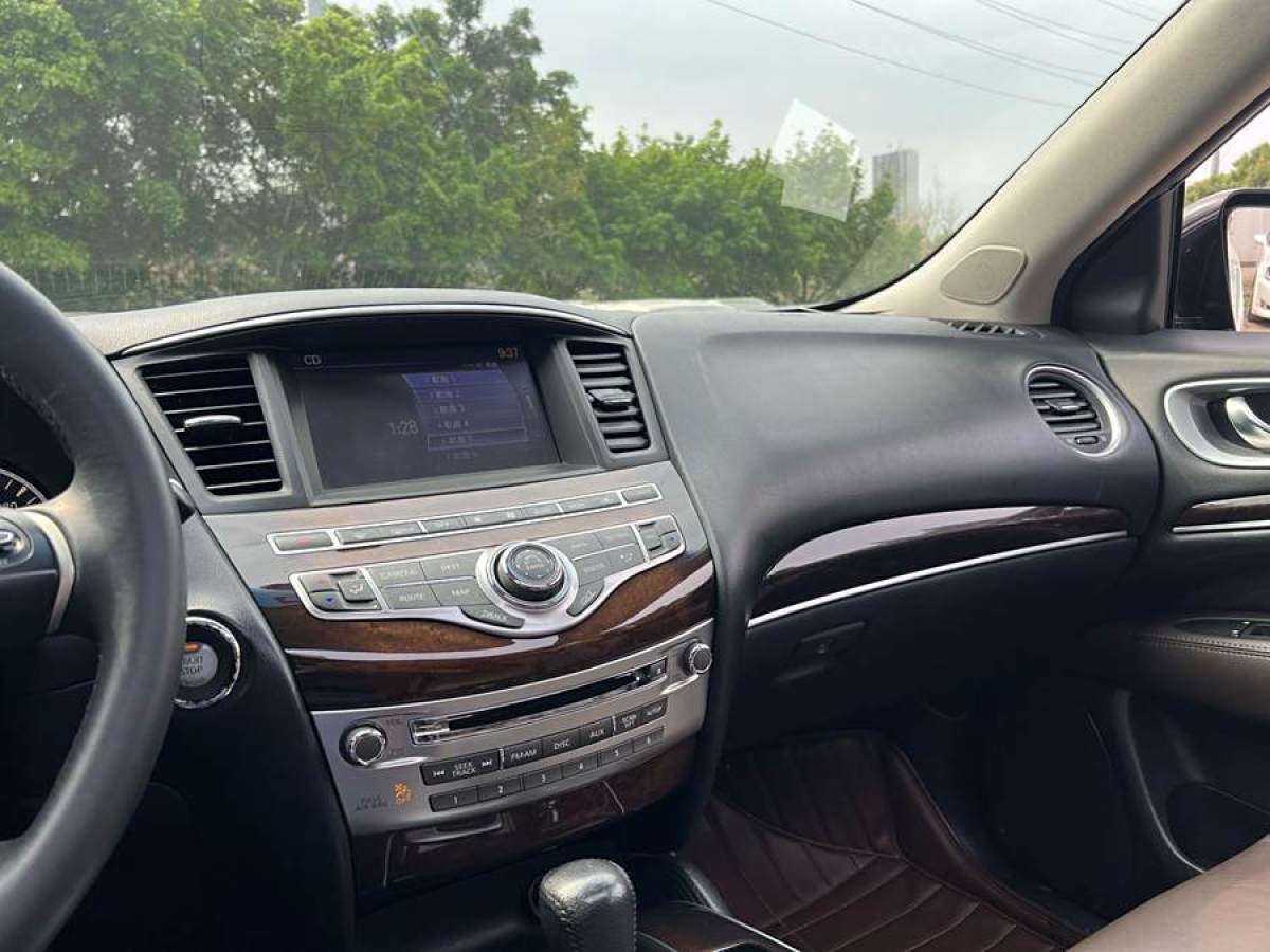 英菲尼迪 QX60  2014款 3.5L 兩驅(qū)卓越版圖片