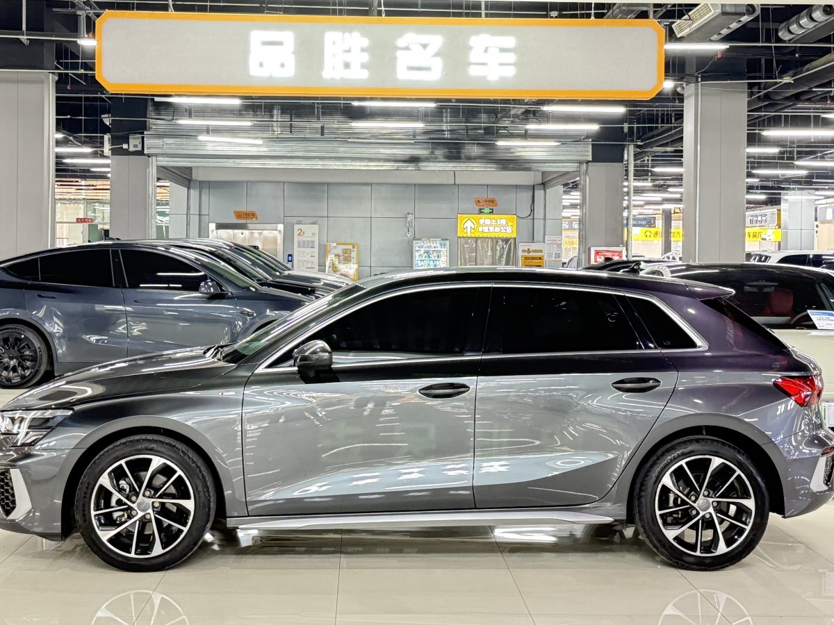 奧迪 奧迪A3  2021款 Sportback 35 TFSI 進(jìn)取運(yùn)動型圖片