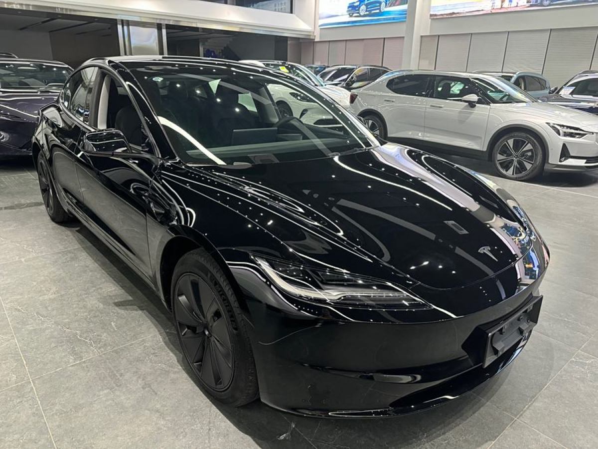 特斯拉 Model Y  2023款 后輪驅(qū)動(dòng)版圖片