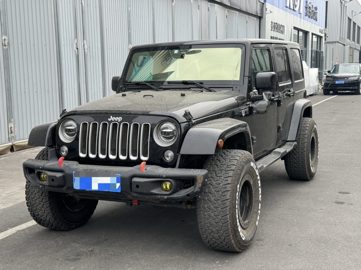 Jeep 牧馬人  2017款 3.0L Sahara 四門舒享版圖片