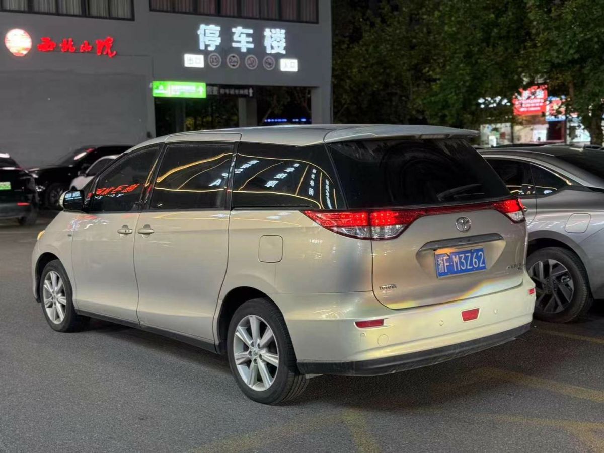 豐田 普瑞維亞 圖片