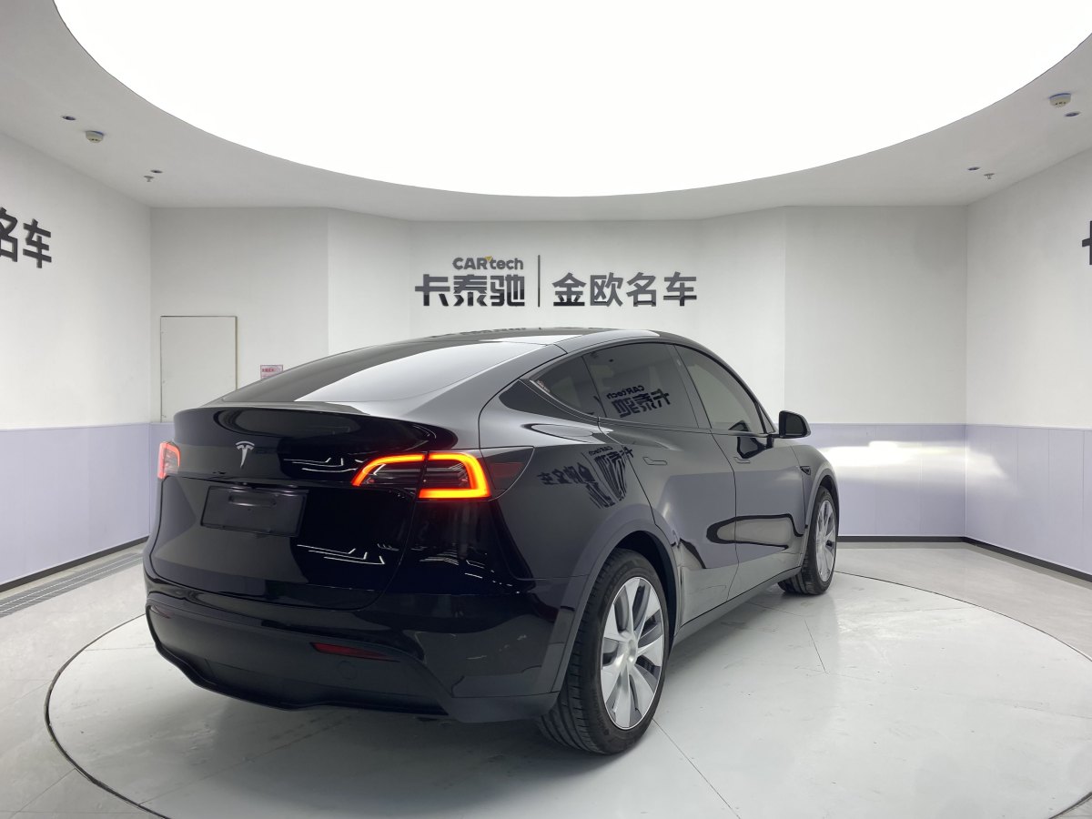 特斯拉 Model Y  2022款 后輪驅(qū)動(dòng)版圖片