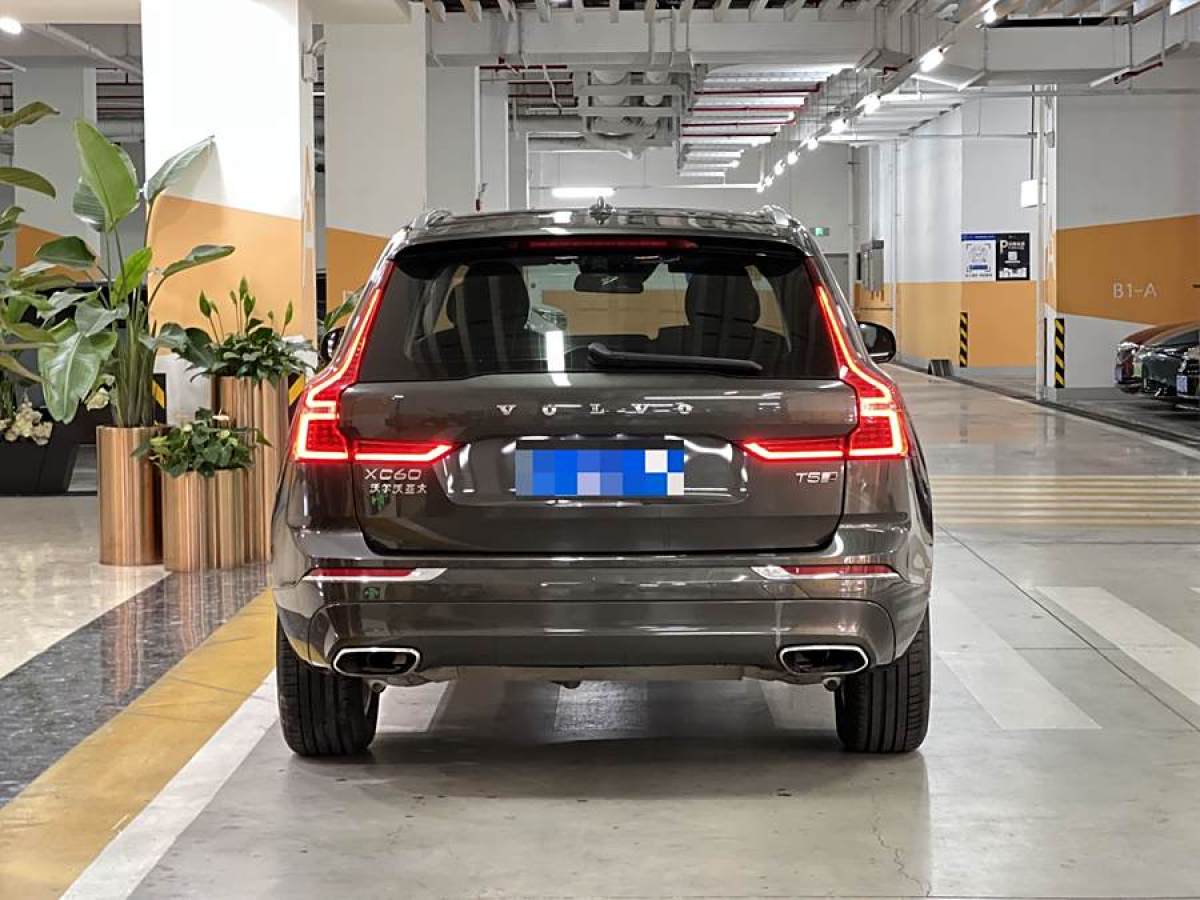 沃爾沃 XC60  2020款 T5 四驅(qū)智逸豪華版圖片