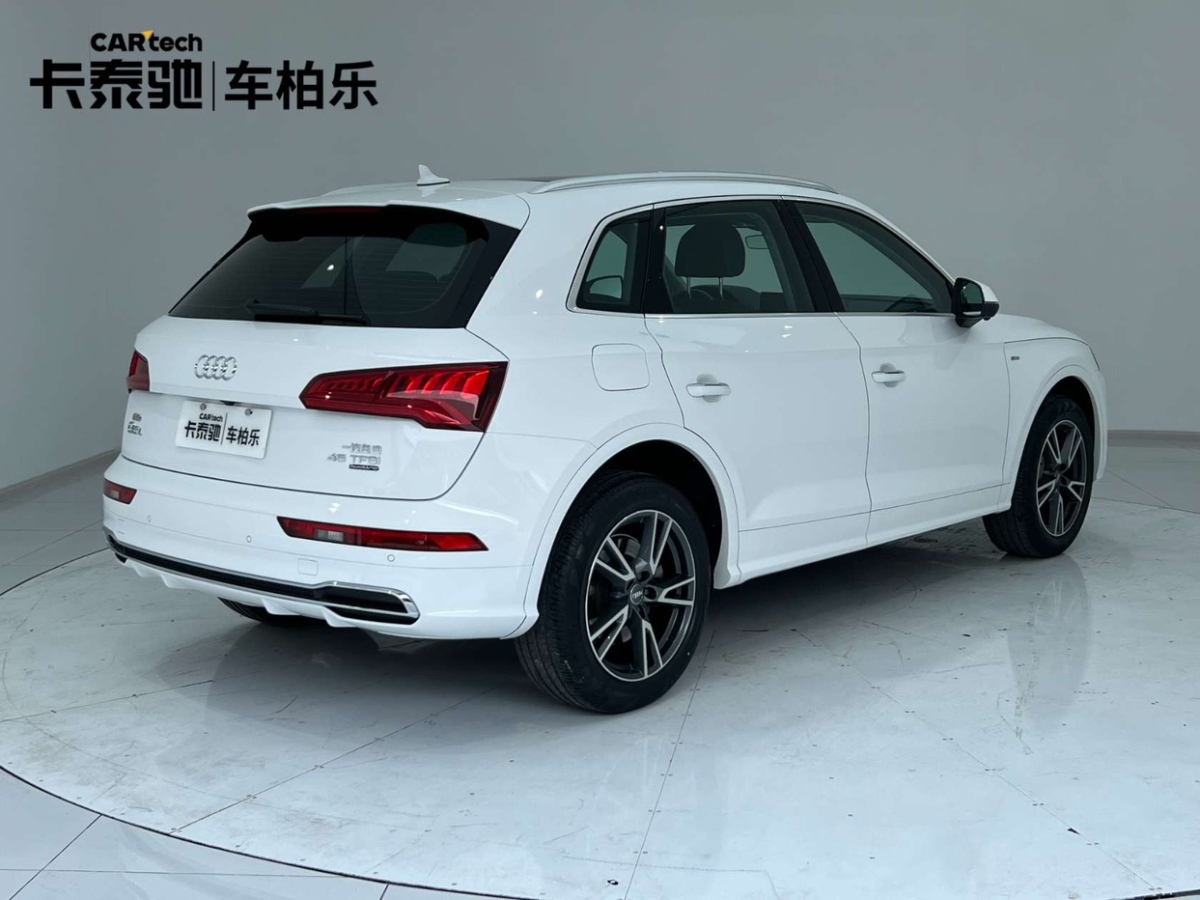 2019年07月奧迪 奧迪Q5L  2018款 45 TFSI 尊享時尚型