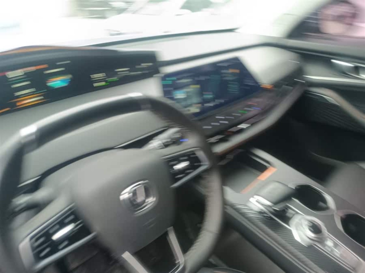 長安 長安UNI-K  2021款 2.0T 全輪驅(qū)動卓越型圖片