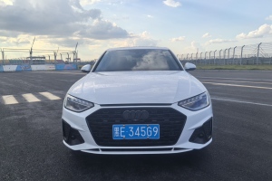 奧迪A4L 奧迪 40 TFSI 豪華動感型