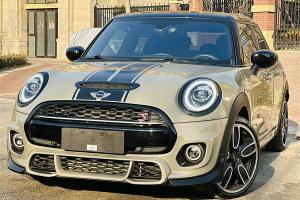 MINI MINI 2.0T COOPER S 賽車手 五門版