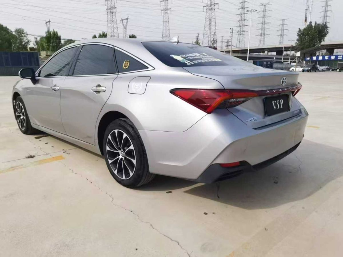 豐田 亞洲龍  2023款 2.0L 豪華版圖片