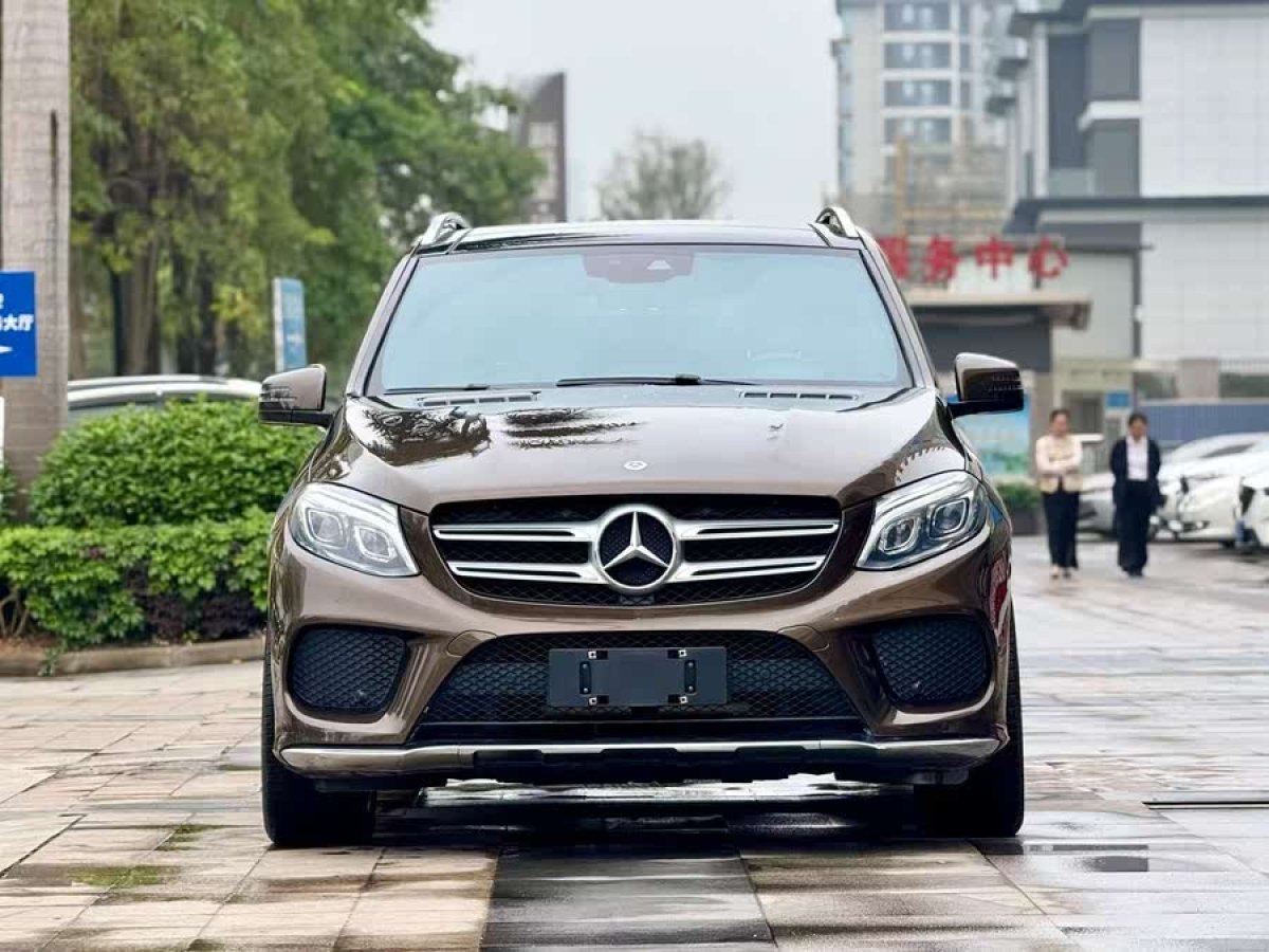 奔馳 奔馳GLE  2017款 GLE 320 4MATIC 豪華型圖片