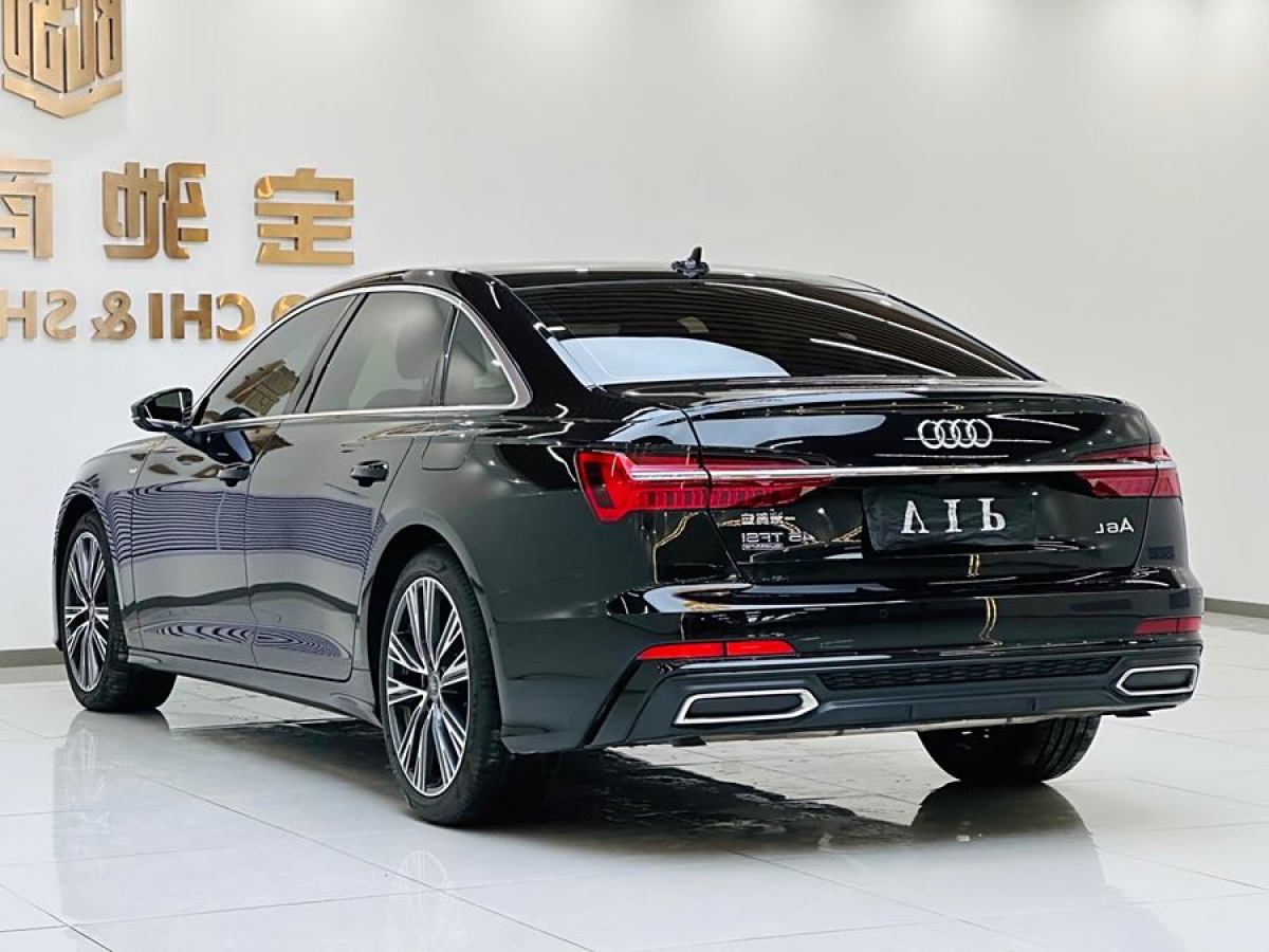 奧迪 奧迪A6L  2022款 45 TFSI quattro 臻選動(dòng)感型圖片