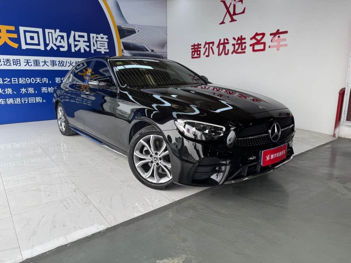 奔馳 奔馳E級(jí)  2021款 改款 E 300 L 運(yùn)動(dòng)豪華型圖片